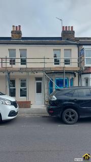 3 bedroom semi-detached house to rent, Springfield Road, Welling, Kent, DA16