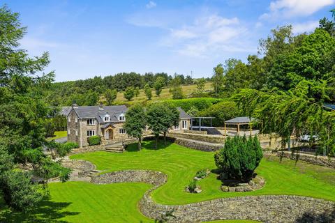 4 bedroom farm house for sale, Runge Farm, Shaw | Gated 18th-Century Country Home | 1.5 Acres | 4,200 Sq Ft | Swim Spa