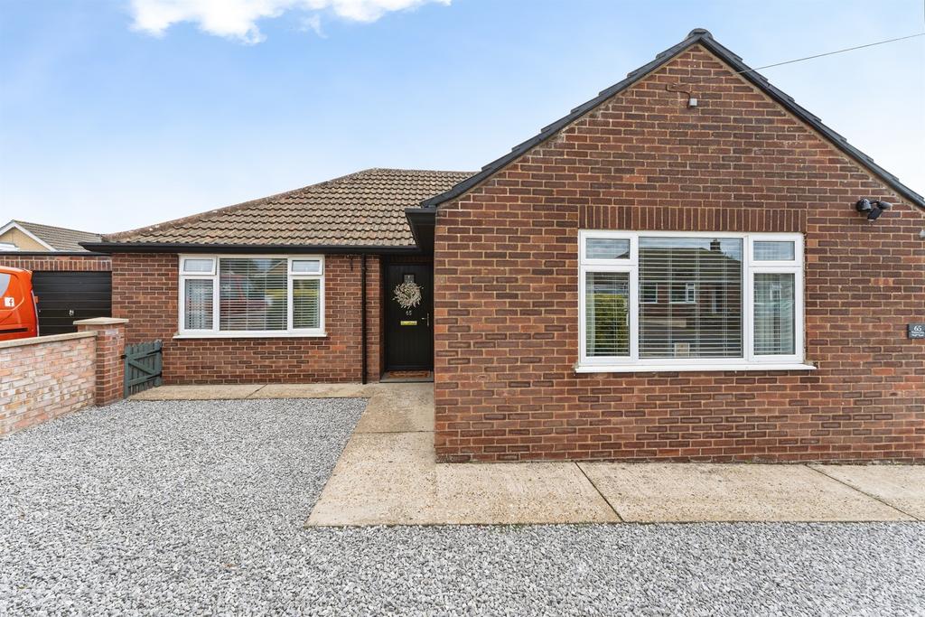 3 bedroom detached bungalow for sale