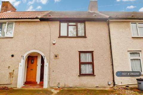 3 bedroom terraced house to rent, Oxlow Lane, Dagenham, RM9