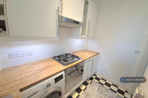 1 bedroom flat to rent, Hazellville Road, London, N19