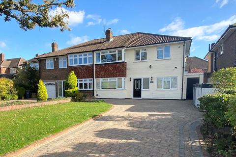 4 bedroom semi-detached house for sale, Kingswood Road, Bromley BR2