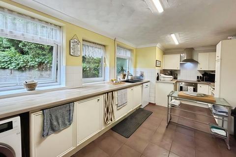 4 bedroom terraced house for sale, Efail Fach, Pontrhydyfen, SA12