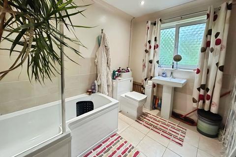 4 bedroom terraced house for sale, Efail Fach, Pontrhydyfen, SA12