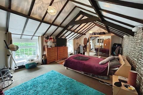 4 bedroom terraced house for sale, Efail Fach, Pontrhydyfen, SA12