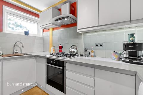 2 bedroom ground floor flat for sale, Mortlake High Street, Mortlake, London