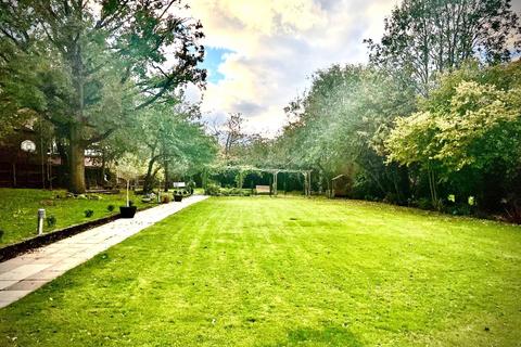 5 bedroom detached house for sale, Kings Orchard, London