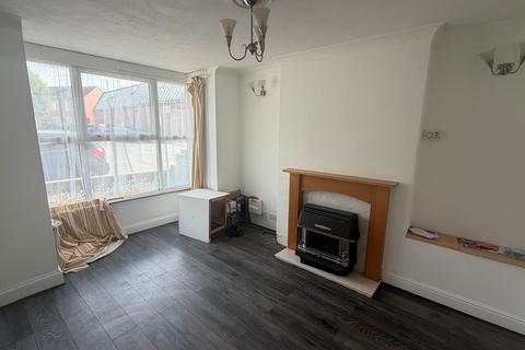 3 bedroom property to rent, Irchester Road, Rushden, NN10