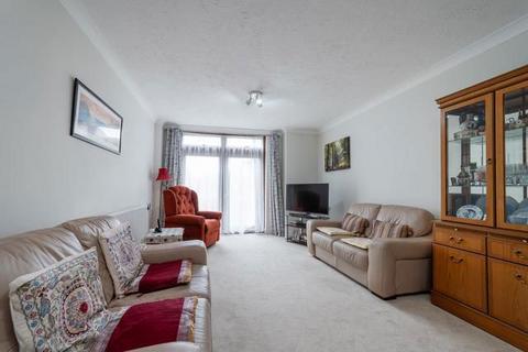 undefined, Sandringham Gardens, North Finchley, London, London, N12 0PL