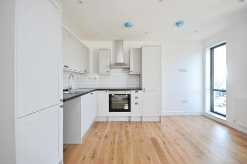 1 bedroom flat to rent, Blackfen Road Sidcup DA15