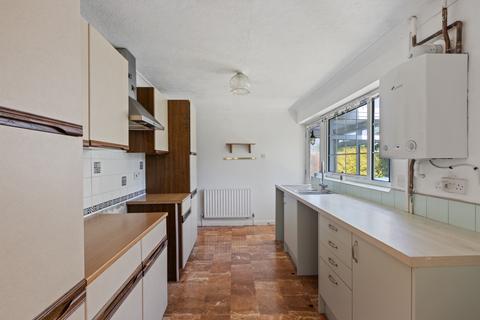 2 bedroom detached bungalow for sale, Lagoon Road, Pagham, Bognor Regis, West Sussex PO21