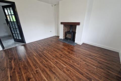 3 bedroom end of terrace house to rent, Clayton Avenue, Upton, PONTEFRACT