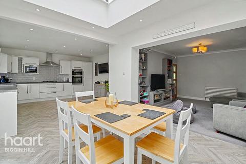 3 bedroom bungalow for sale, Westmore Road, Tatsfield