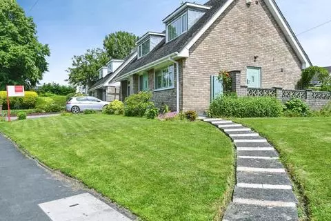 3 bedroom detached house for sale - Widok 2