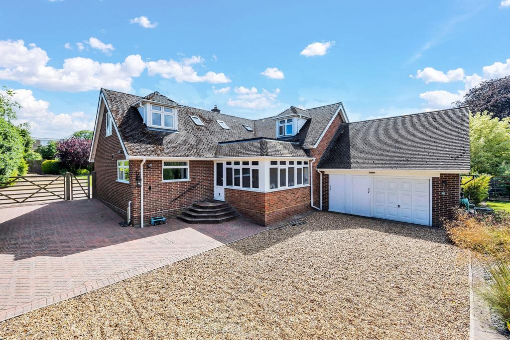 5 bedroom detached bungalow for sale