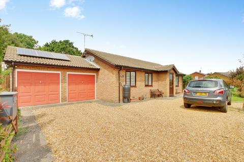 3 bedroom detached bungalow for sale, Conway Close, March PE15