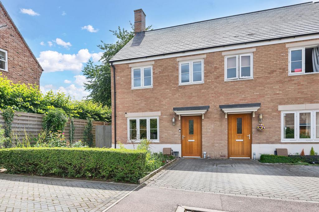 3 bedroom end of terrace house for sale