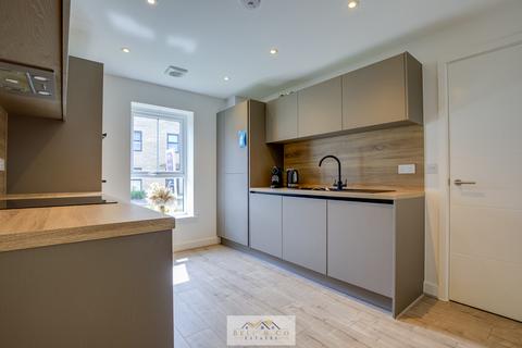 4 bedroom semi-detached house for sale, Bluebell Close, Sheffield S26