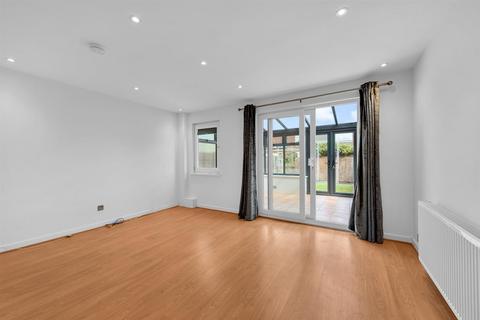 3 bedroom townhouse for sale, Highland Road, Shortlands, Bromley, BR1