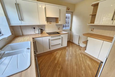 3 bedroom detached house for sale, Muirfield Close, Heywood, OL10 2DS