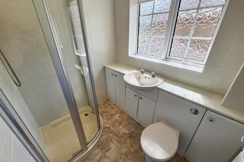 3 bedroom detached house for sale, Muirfield Close, Heywood, OL10 2DS