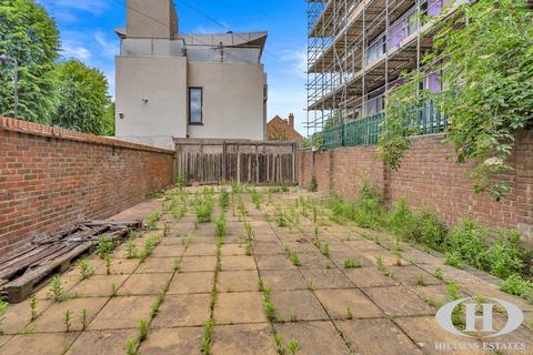 undefined, Boyd Avenue, Southall