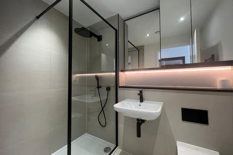 2 bedroom apartment to rent, Turing Way, Cambridge CB3