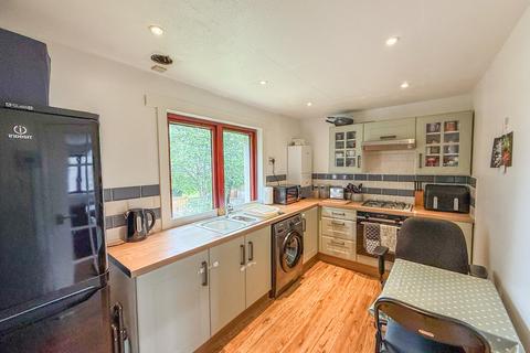 2 bedroom flat for sale, Queens Road, Comrie