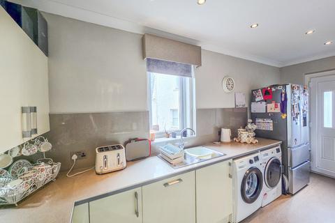 2 bedroom end of terrace house for sale, Sydney Crescent, Auchterarder