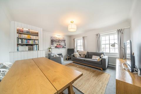 3 bedroom flat for sale, Fortis Green Road, London N10