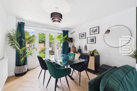 3 bedroom detached house for sale, Constable Road, Rugby CV21