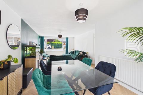3 bedroom detached house for sale, Constable Road, Rugby CV21
