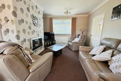 2 bedroom semi-detached house for sale, Balliol Avenue, Newcastle Upon Tyne NE12