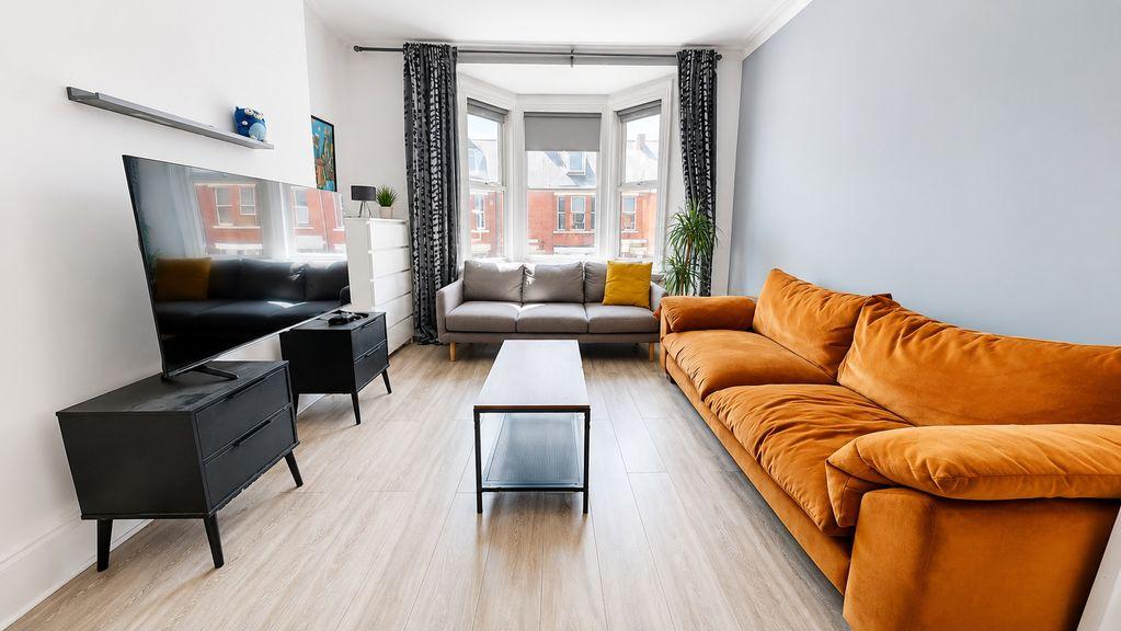 Apartment in Newcastle upon Tyne, Tyne and Wear - View 2