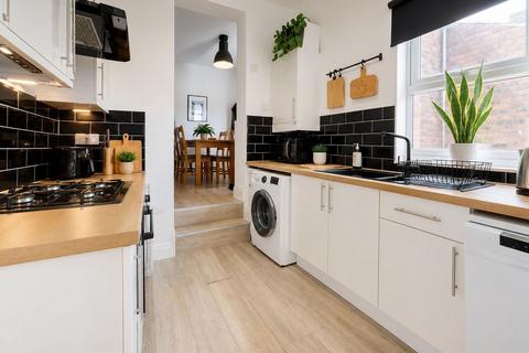 undefined, Simonside Terrace, Newcastle Upon Tyne NE6
