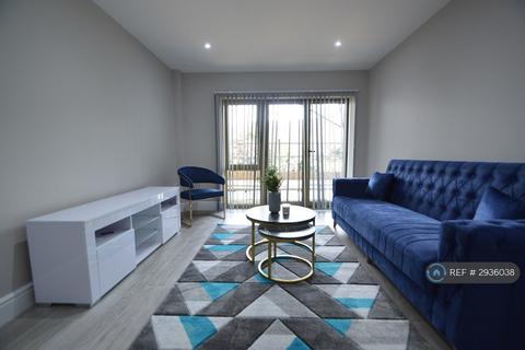 1 bedroom flat to rent, Station Road, Langley, Slough, SL3