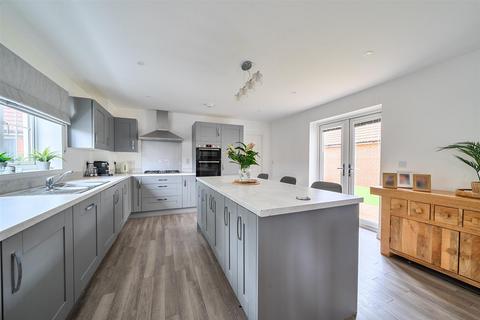 undefined, Luscombe Road, Cotford St. Luke, Taunton