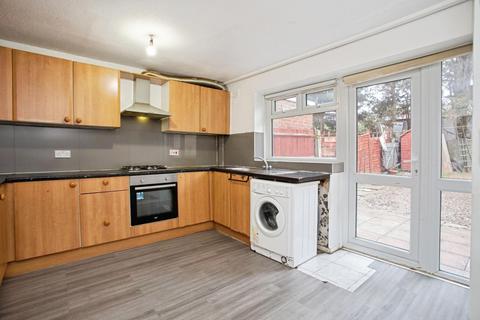 3 bedroom terraced house for sale, Dobbin Close, Harrow