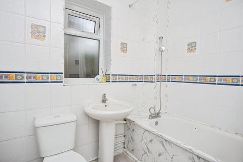 3 bedroom terraced house for sale, Dobbin Close, Harrow