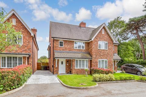 3 bedroom semi-detached house for sale, Wheel Mews, Ashford TN25