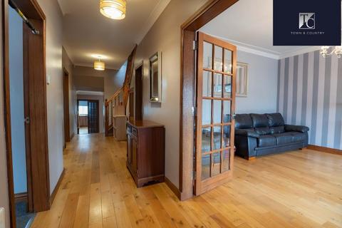 undefined, First Avenue, Stepps, Glasgow, G33 6JP