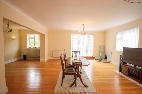 3 bedroom apartment for sale, La Ruelle Es Ruaux, St Peter JE3