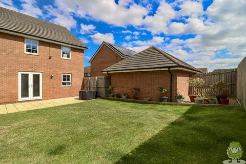 4 bedroom detached house for sale, Gresford Close, Hebburn NE31