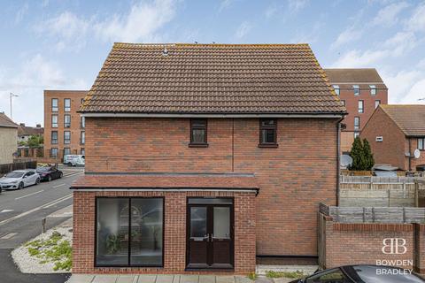 2 bedroom semi-detached house for sale, Trelawney Road, Hainault, IG6