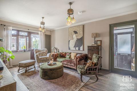 2 bedroom semi-detached house for sale, Trelawney Road, Hainault, IG6