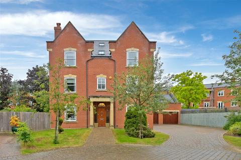 6 bedroom detached house to rent, Longbourn, Windsor, Berkshire, SL4