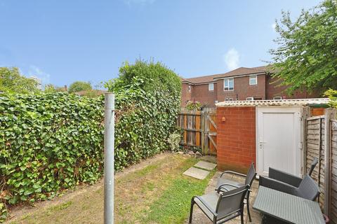 3 bedroom terraced house for sale, Silverthorne Road, London, SW8