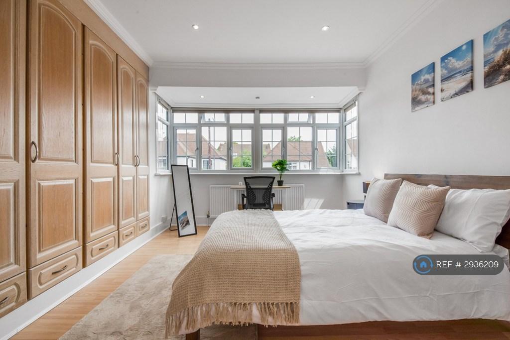 1 bedroom in a house share to rent