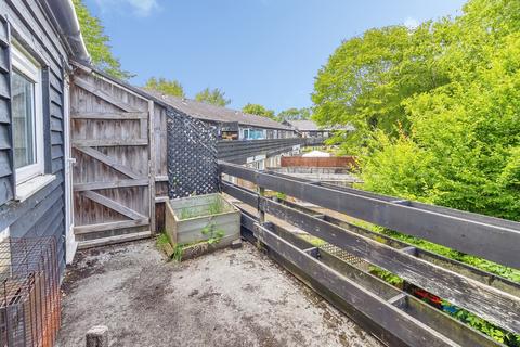 2 bedroom flat for sale, Campion, Great Linford, Milton Keynes, Buckinghamshire, MK14