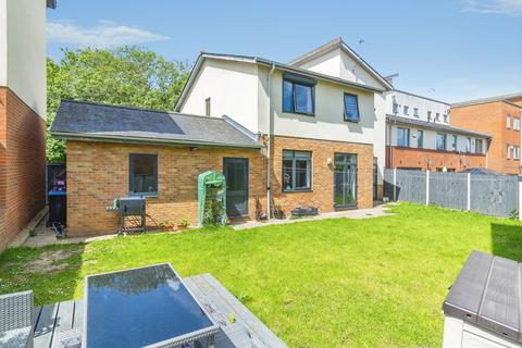 5 bedroom detached house for sale, Shelsley Avenue, Ashland, Milton Keynes, Buckinghamshire, MK6